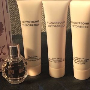 Victor Rolf flower bomb